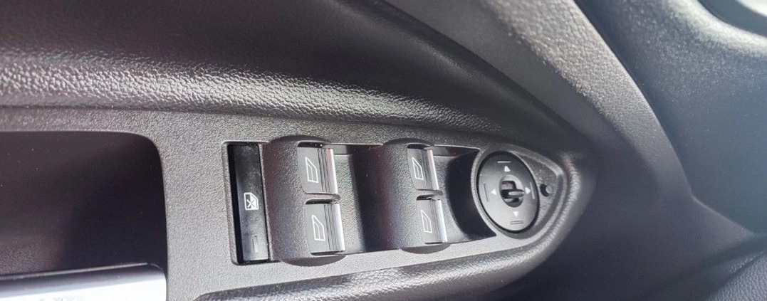 Ford Kuga cena 49900 przebieg: 228000, rok produkcji 2015 z Świdnik małe 781